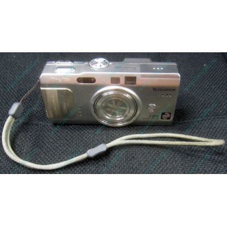 Фотоаппарат Fujifilm FinePix F810 (без зарядного устройства) - Монино